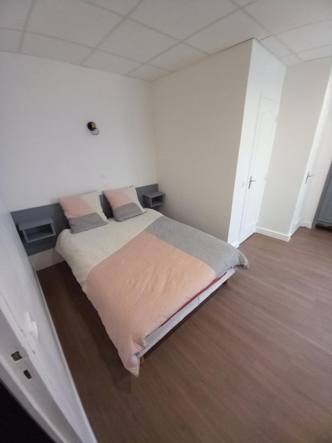 Chambre Champeix Habitación foto
